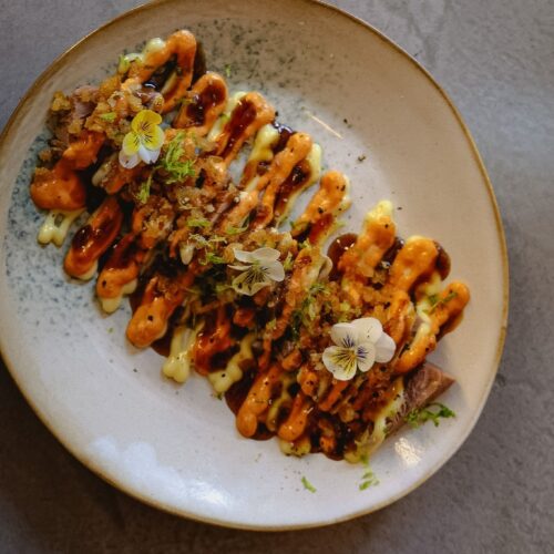 Assiette tataki de thon a partager chez Equinox à Besançon