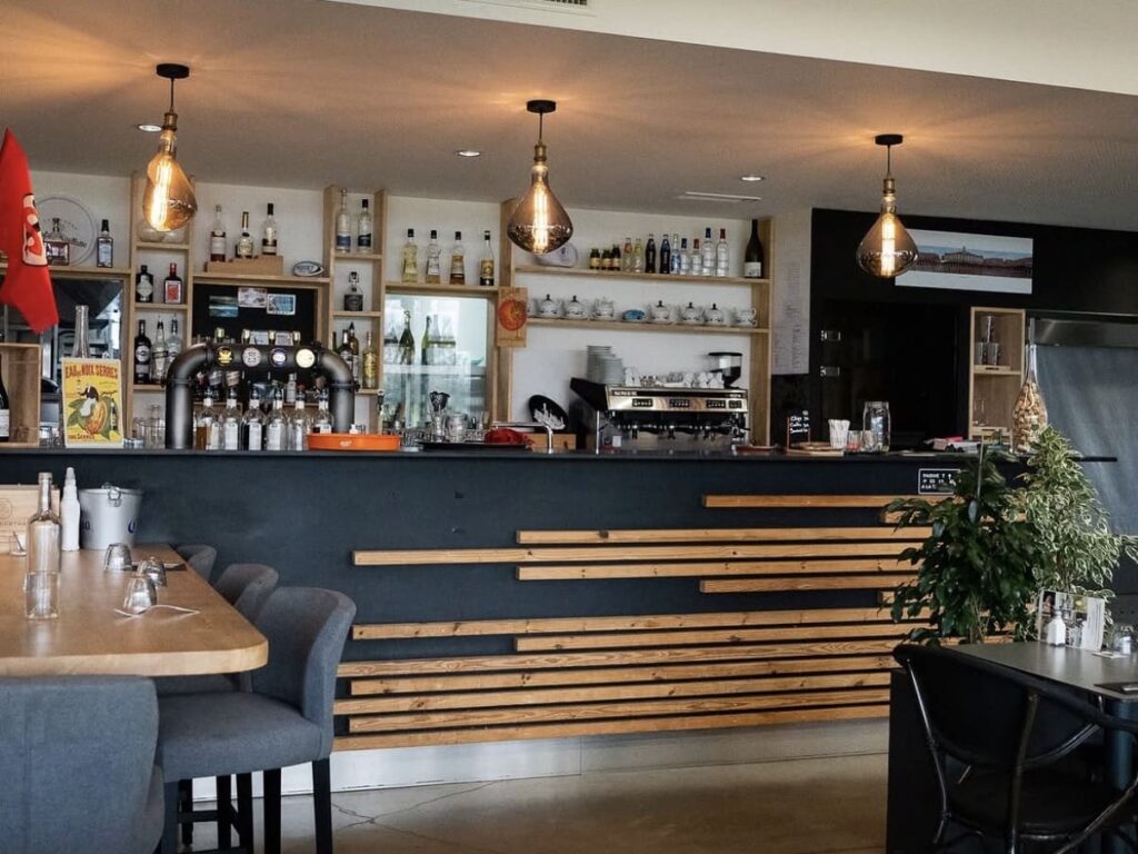 bar ernest le bistrot du golf toulouse