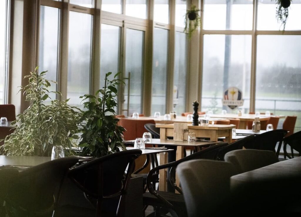 salle ernest le bistrot du golf toulouse