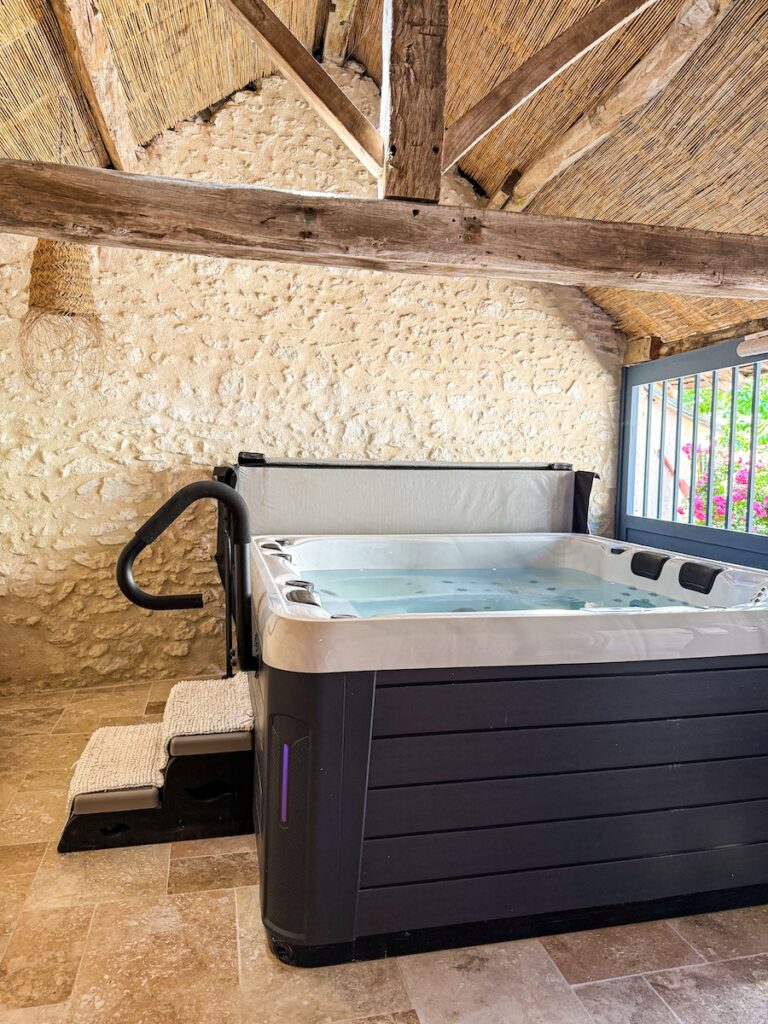 Jacuzzi