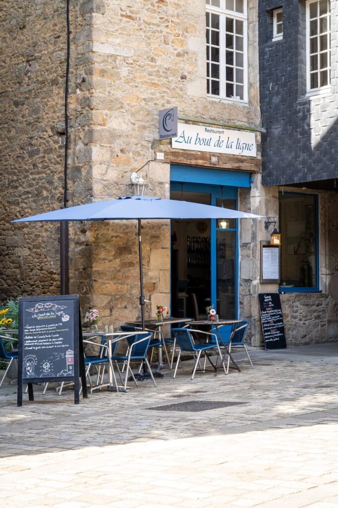 Façade du restaurant Au Bout de la Ligne à Dinan