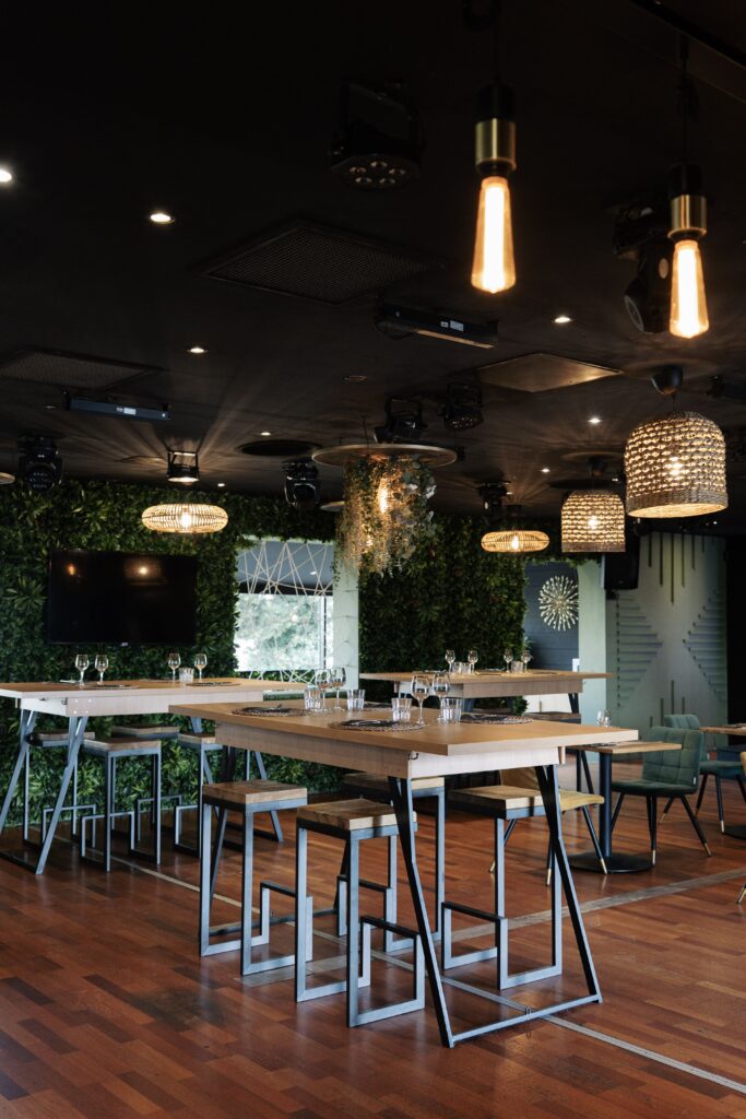 L'intérieur du restaurant FL à Avignon