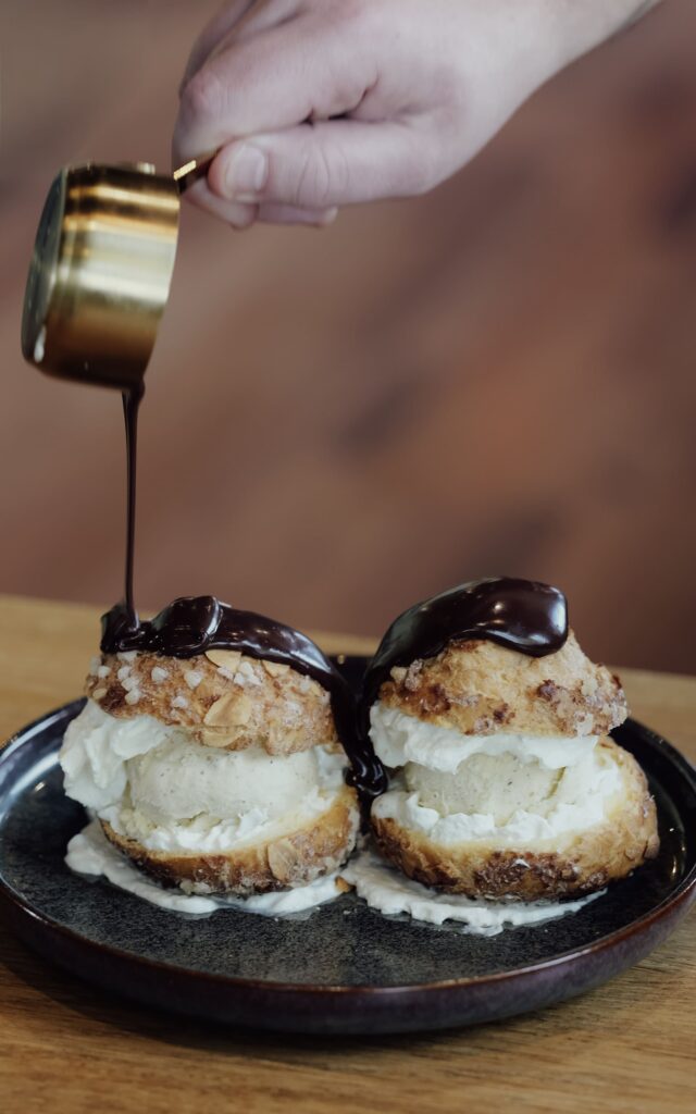 Les profiteroles du restaurant FL à Avignon