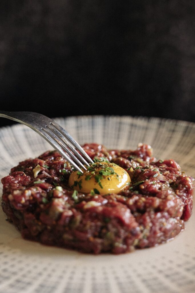 Le tartare de boeuf du restaurant FL à Avignon