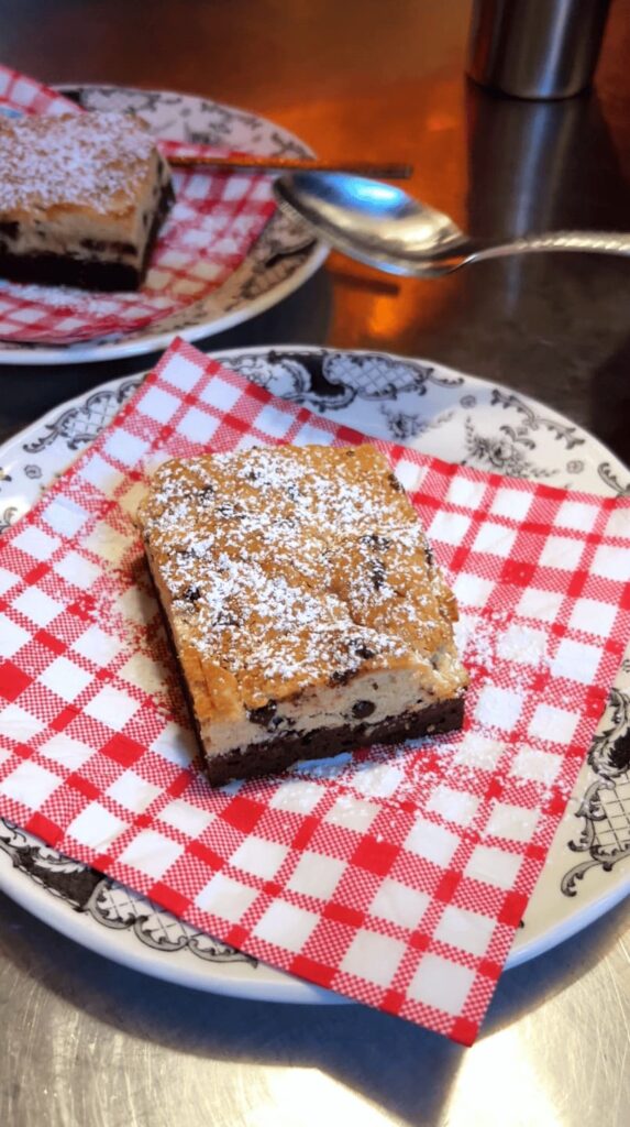 Part de gateau type brownie