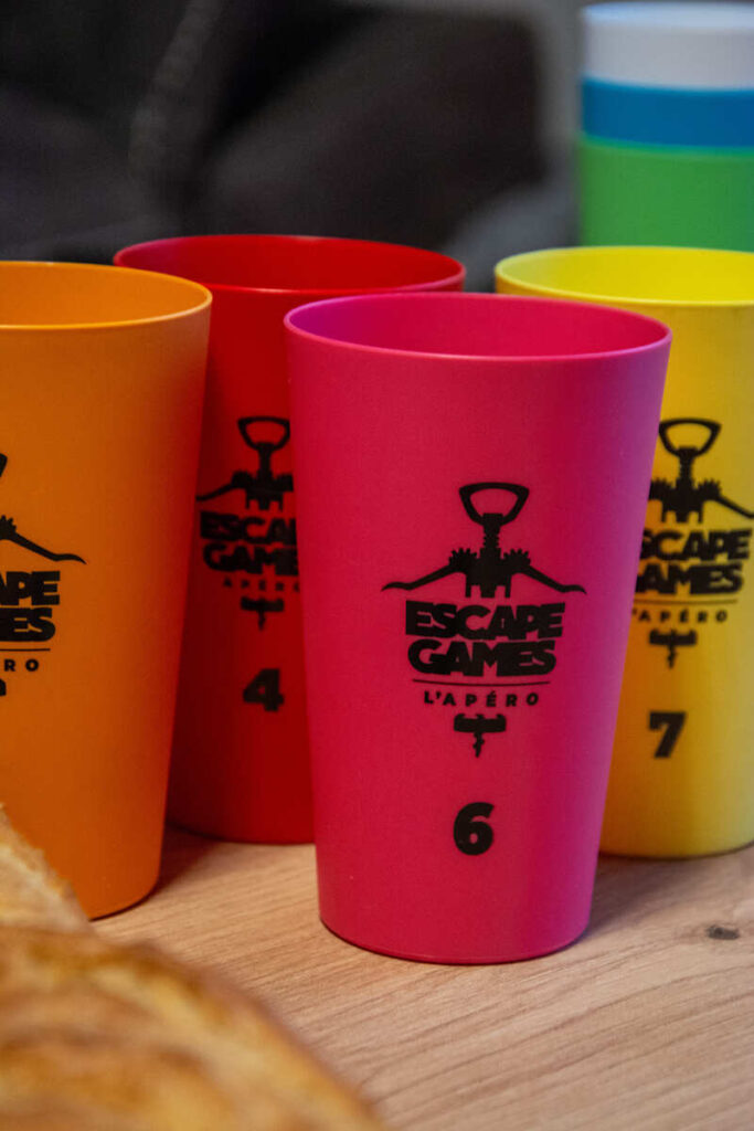 Les gobelets colorés le jeu Escape Games L'Apéro Limoges