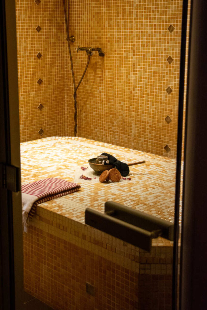 Le hamman oriental traditionnel à Aliette beauté et Em'massages à Panazol