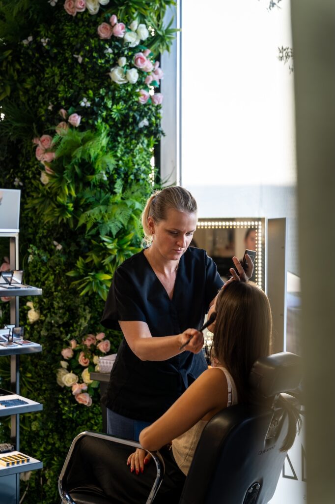 Un soin du visage chez L'Instant By Claire, à Saint-Malo