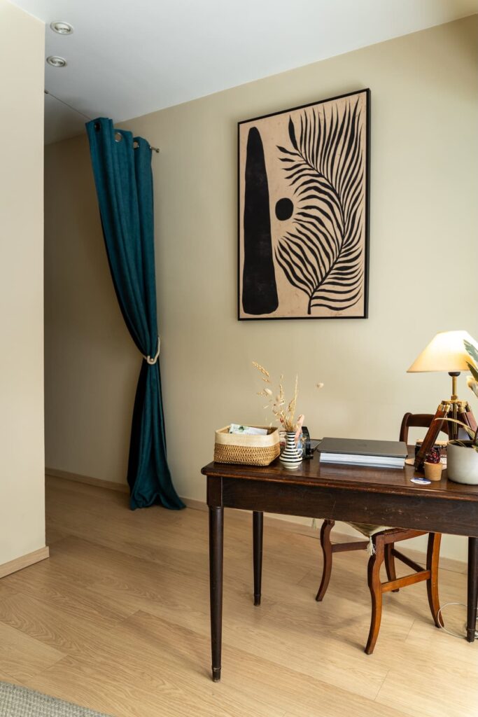 Le bureau d'accueil de l'Institut Lacroix à Saint-Malo