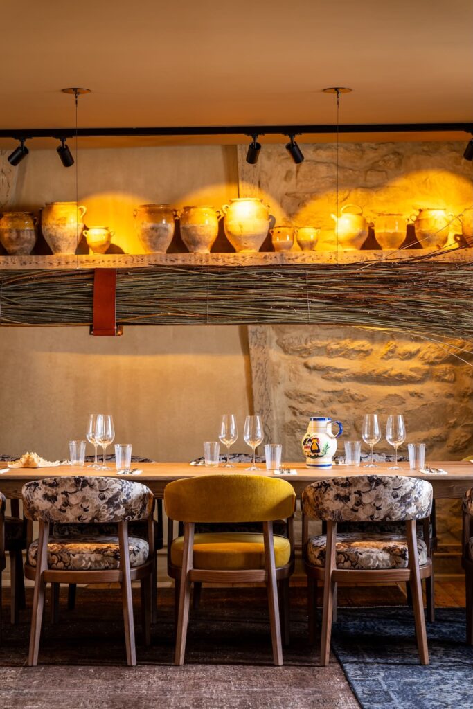 Décor contemporain et chaleureux au Bistrot de la grève à Saint-Malo