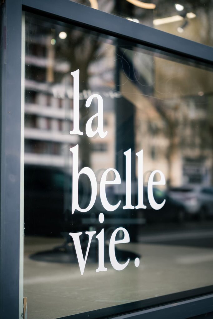 La vitrine de La Belle Vie, à Rennes