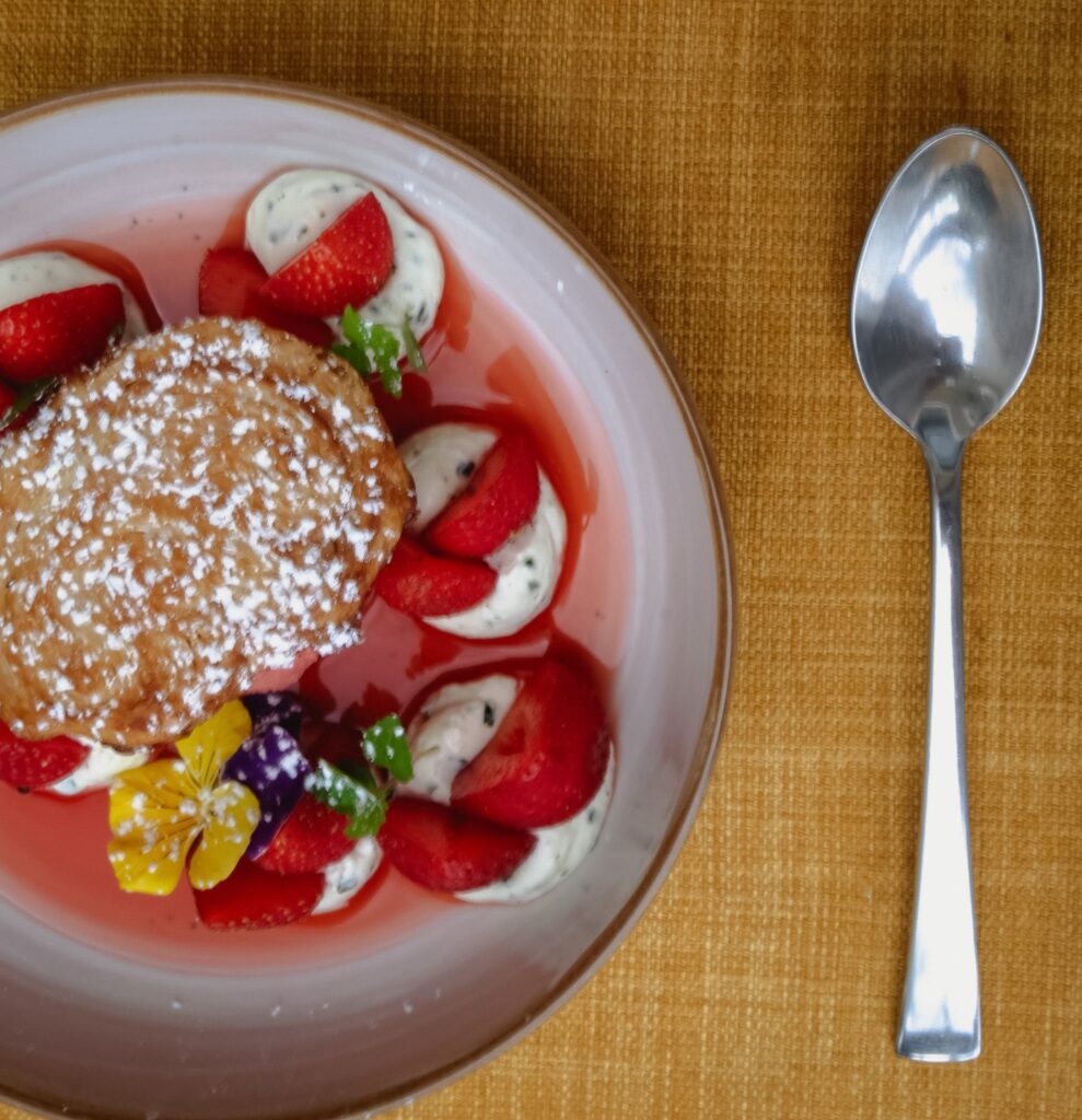 Dessert autour de la fraise de La Maison d'a Cote à Besançon