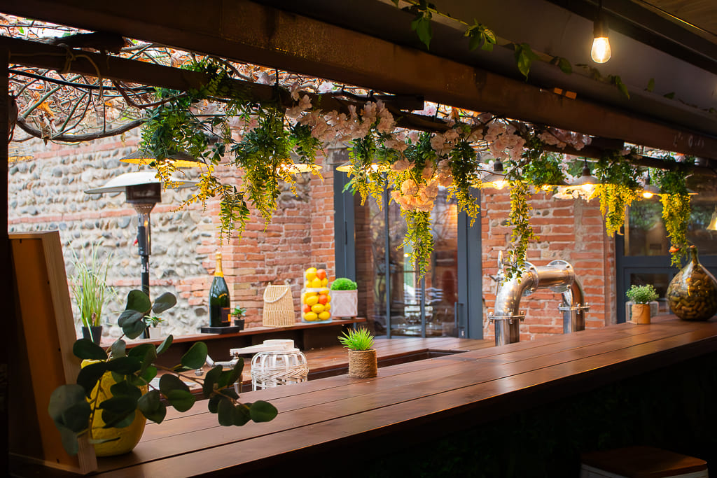 bar extérieur la table démile et Fernand toulouse