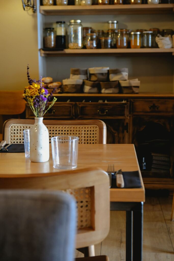Intérieur de la salle chez Le Petit Atelier à Besançon