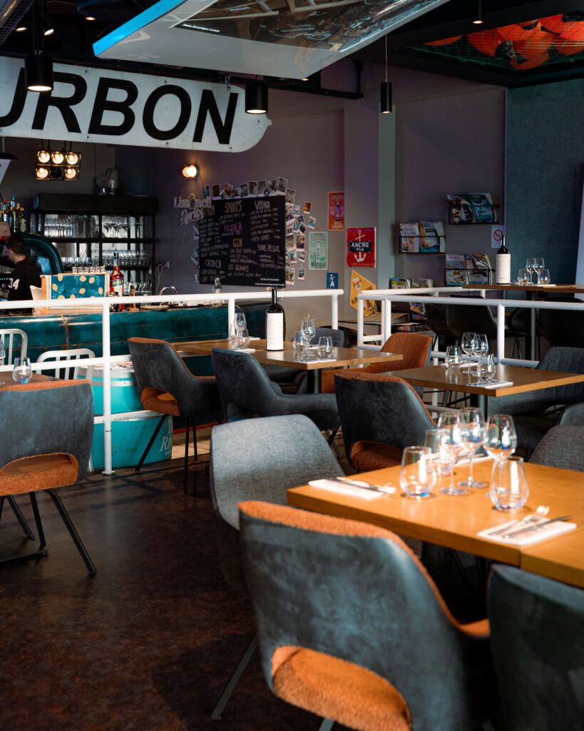 La salle du restaurant Le Remorkeur à Brest