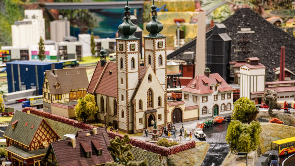 Le village du monde miniature à Clécy