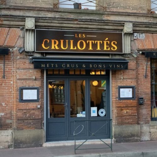 La façade du restaurant les crulottés à Toulouse