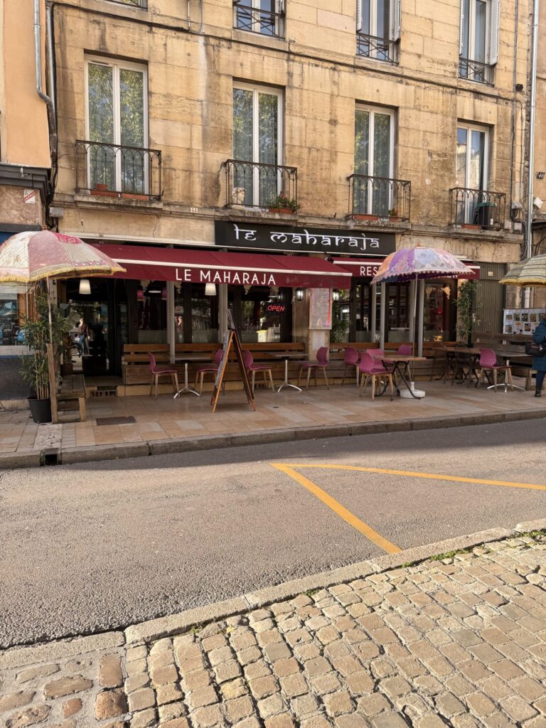 Facade du Maharaja à Dijon