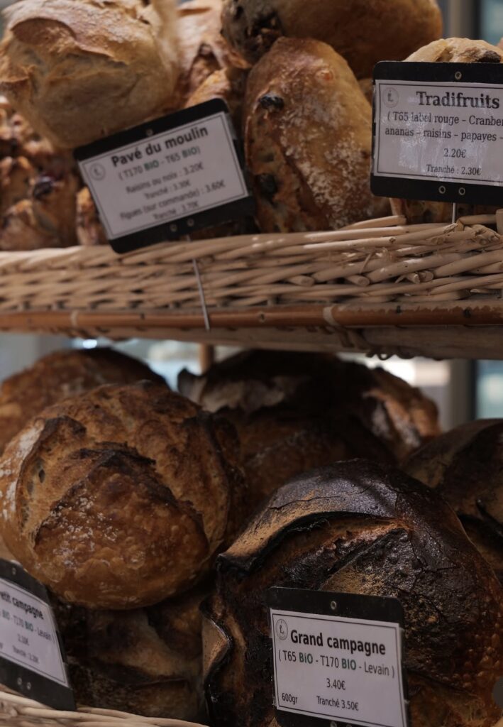pain de la boulangerie maison lozac'h à fouesnant