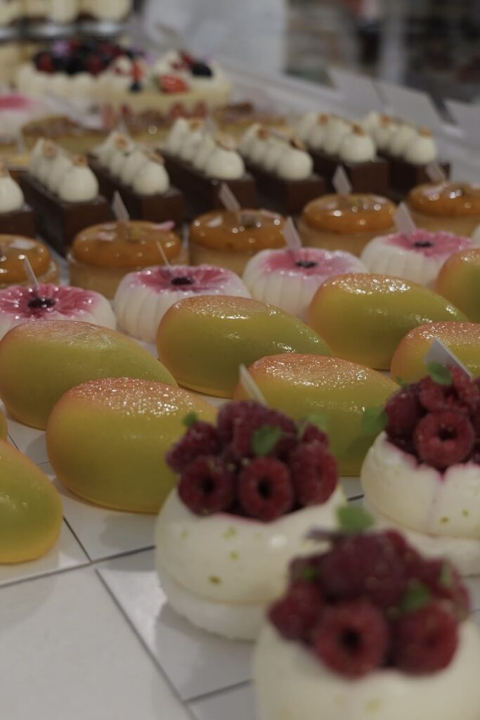 comptoir du coffee shop mocha blanc à pont l'abbé