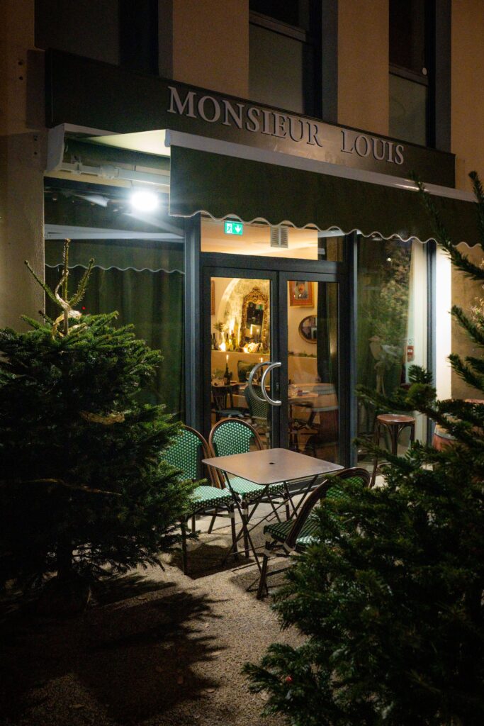 Devanture de chez Monsieur Louis