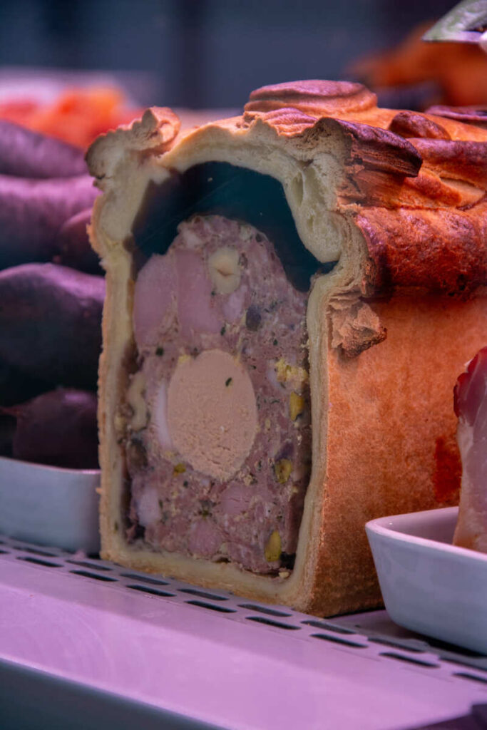 Le pâté en croute fait maison de la boucherie L'Isabelle à Isle