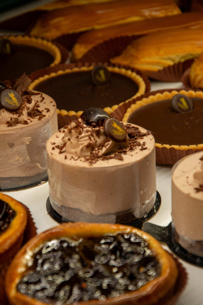 Les pâtisseries au chocolat la boulangerie Renard à Saint-Yrieix-La-Perche