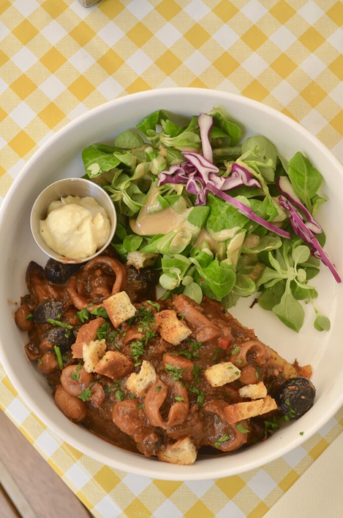 Le plat à la carte du restaurant Le Petit Comptoir à Avignon