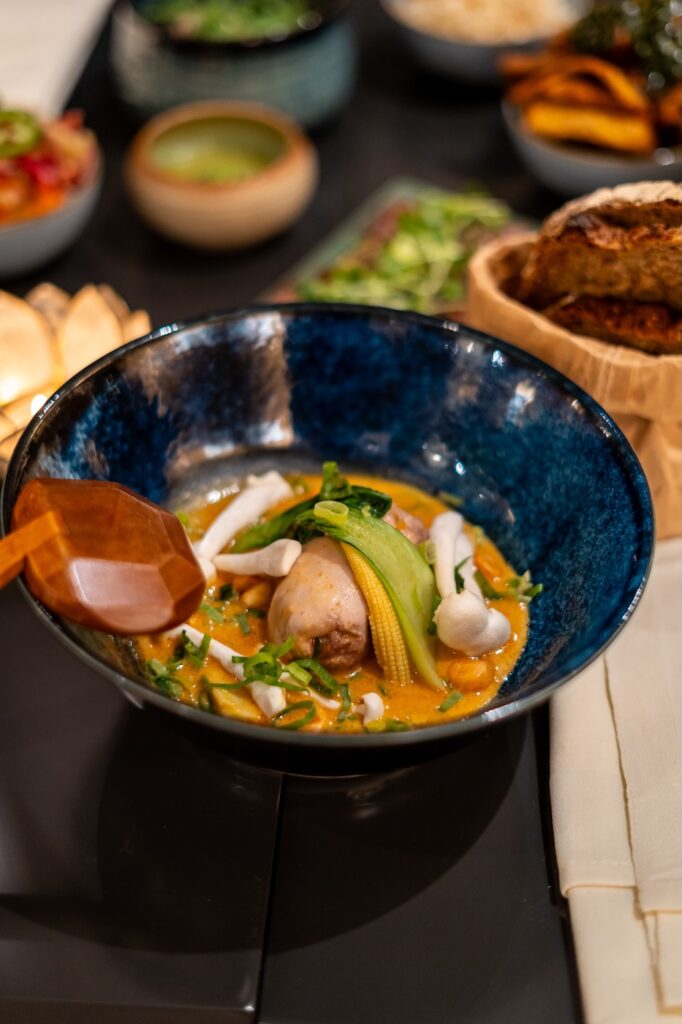 Plat riche et savoureux à L'Arsaour à Dinard.