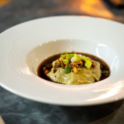 Plat gourmand préparé avec soin au Cellier à Châteaugiron