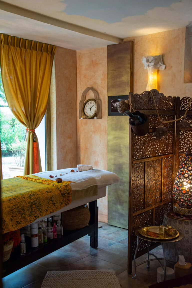 La salle de massage à Aliette beauté et Em'massages à Panazol