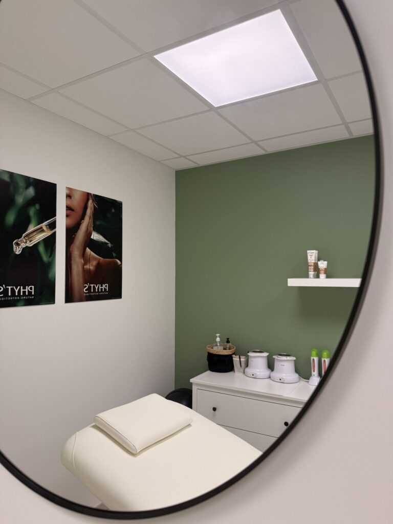 Salle epilation So Institut à Fontaine-Francaise