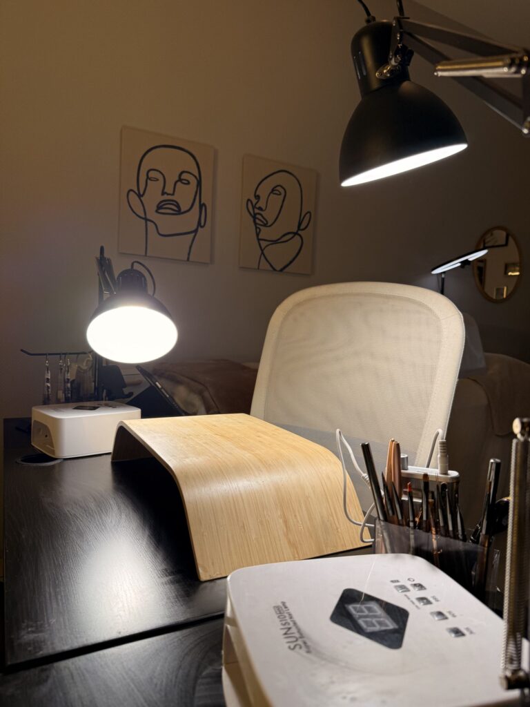 Coin Manucure chez Soleil Beige à Dijon