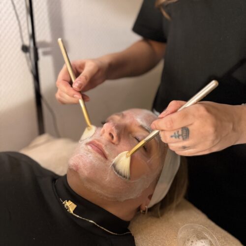 Soin visage chez Soleil Beige à Dijon