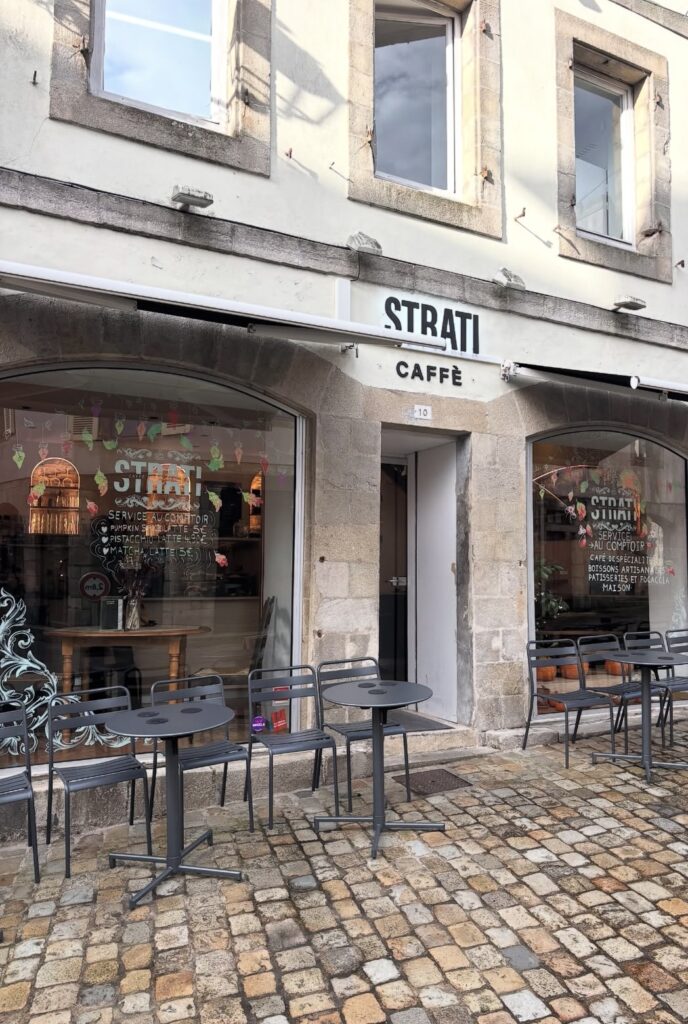 devanture du coffee shop strati caffè à quimper