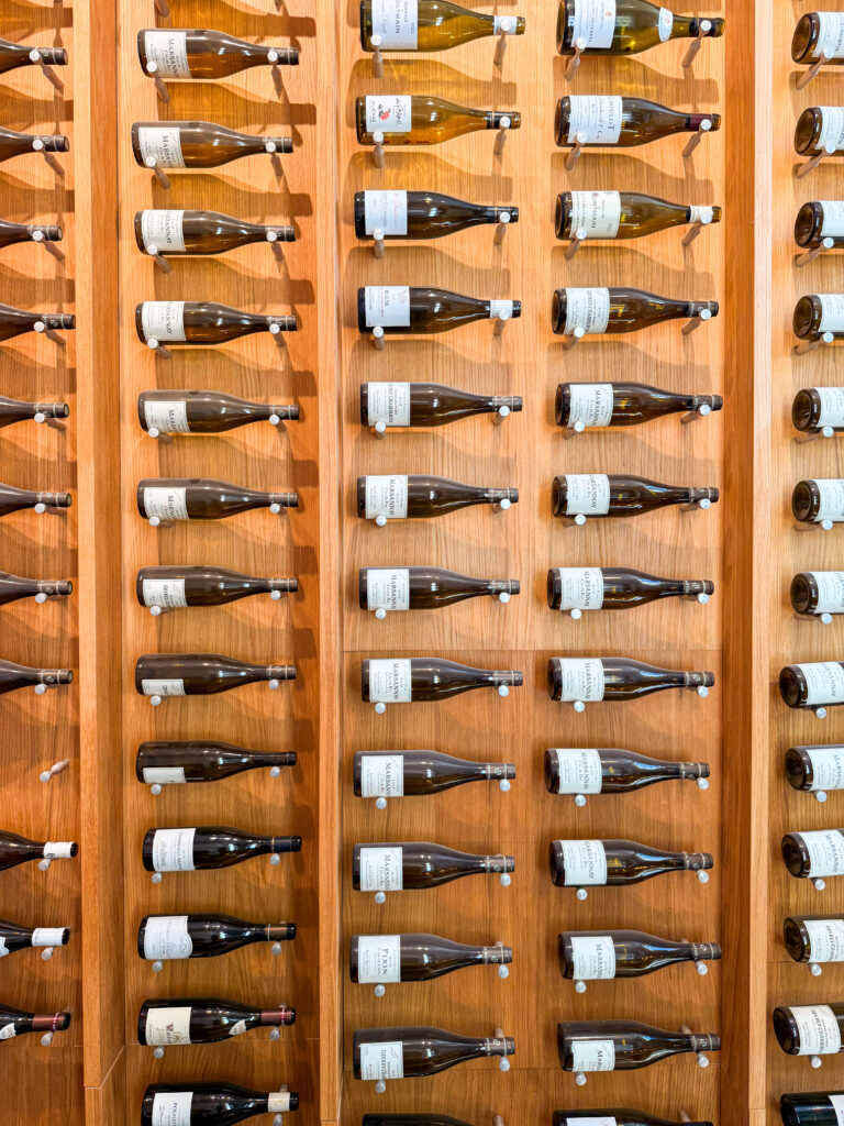 Mur Bouteilles de la Table des Climats à Dijon