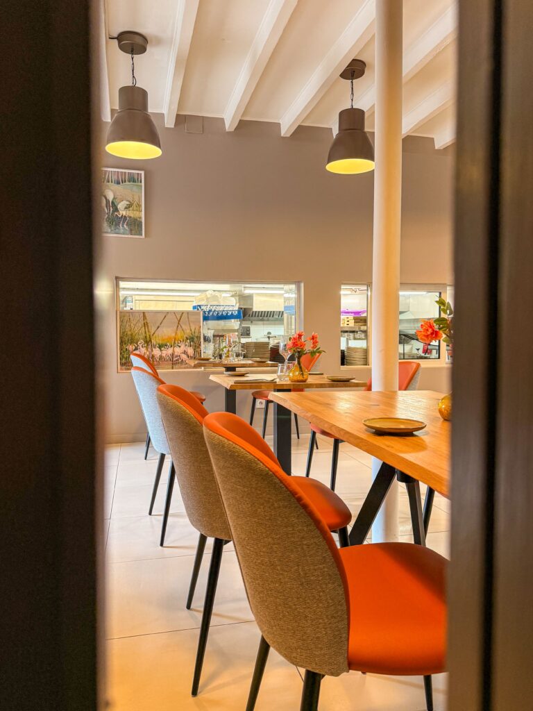 Salle de la Table d'Eole à Brochon