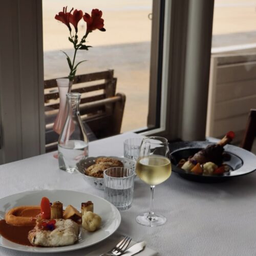 Expérience gourmande face à la mer à l’Hôtel Restaurant Le Beaufort à Saint-Malo
