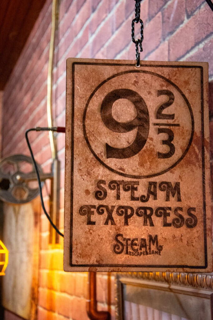 La gare du train qui fait voyager dans le temps de Steam Escape, escape games de Limoges