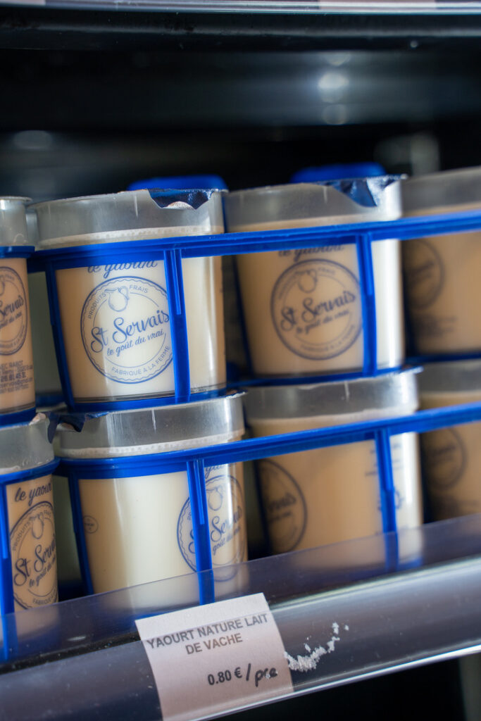 Avenue Jean-Jaurès à Reims, Le P'tit Champ propose aussi des crèmes desserts et des glaces