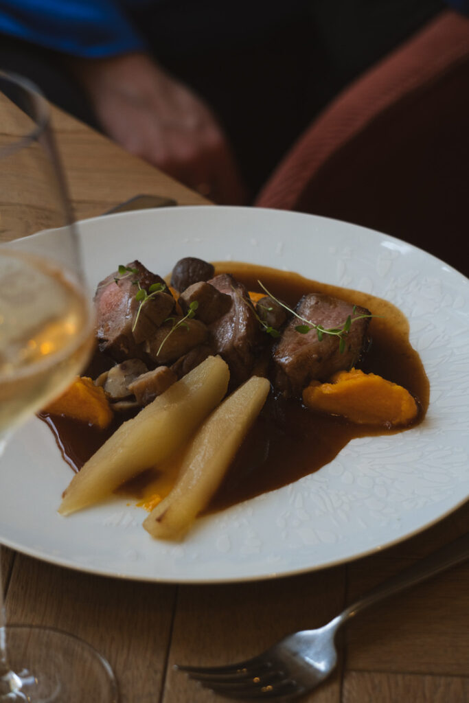 Dans le Menu de Saison de Clotaire, on trouve de belles pièces de viande