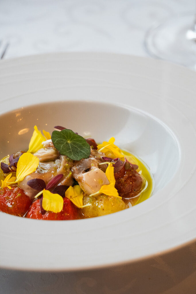 Huîtres aux tomates confites et aux agrumes