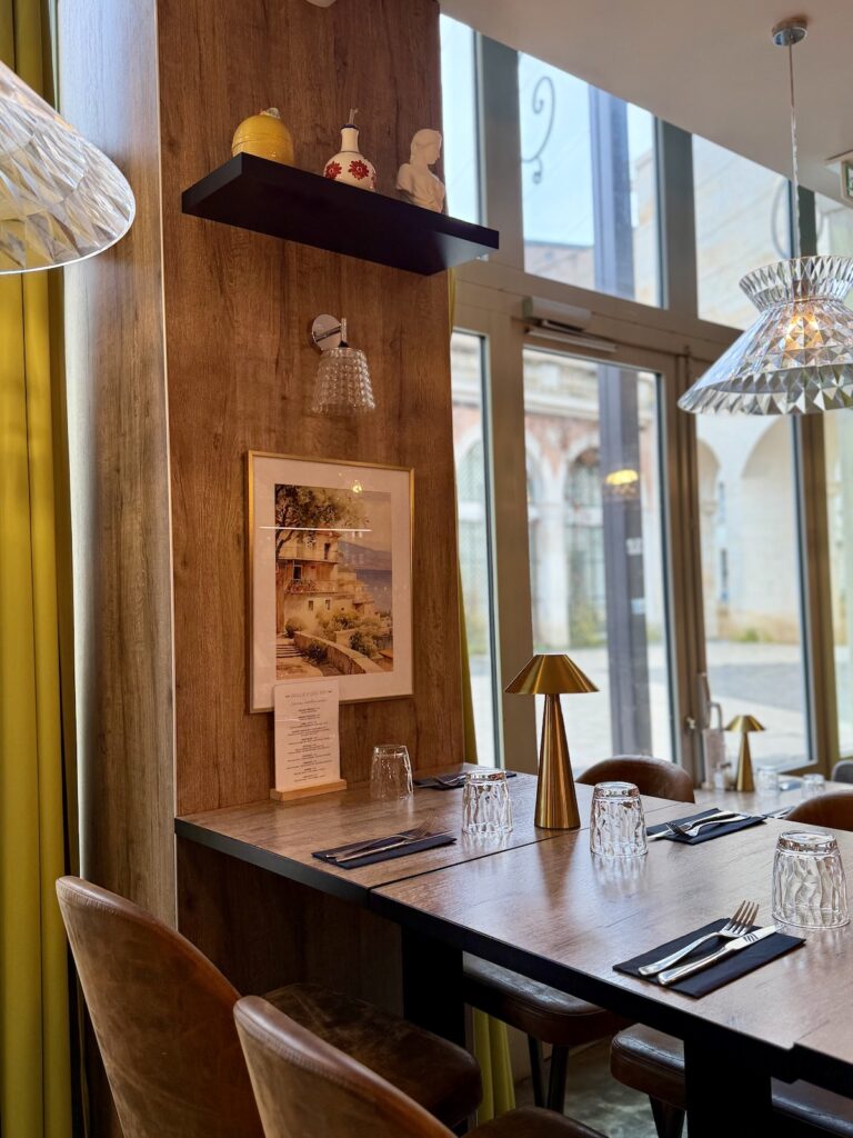 Salle du restaurant italien Bella Vita