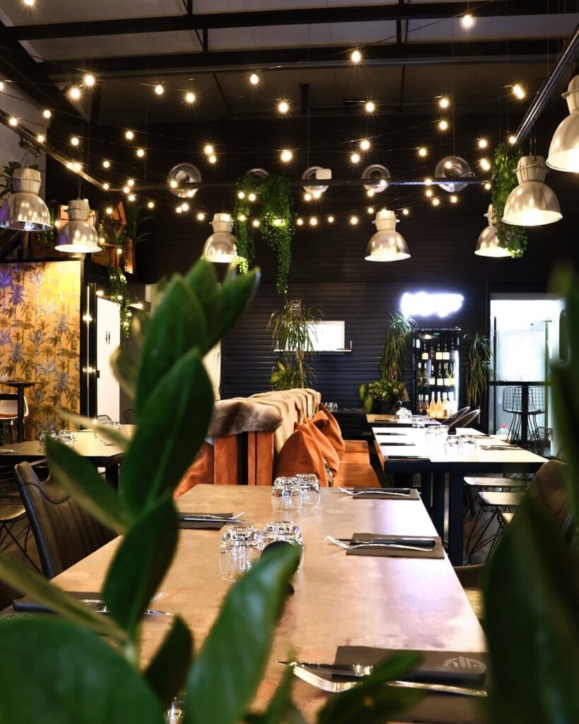 La salle intérieur de La Brasserie du Burger à Perpignan