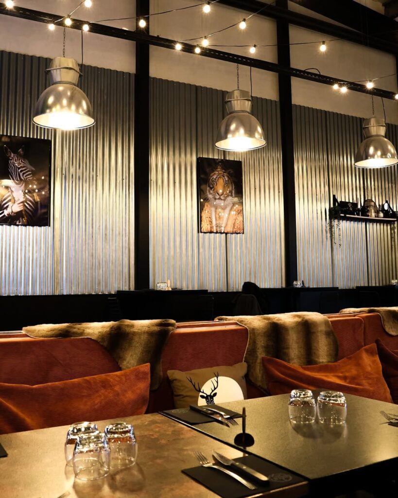 La salle intérieur de La Brasserie du Burger à Perpignan