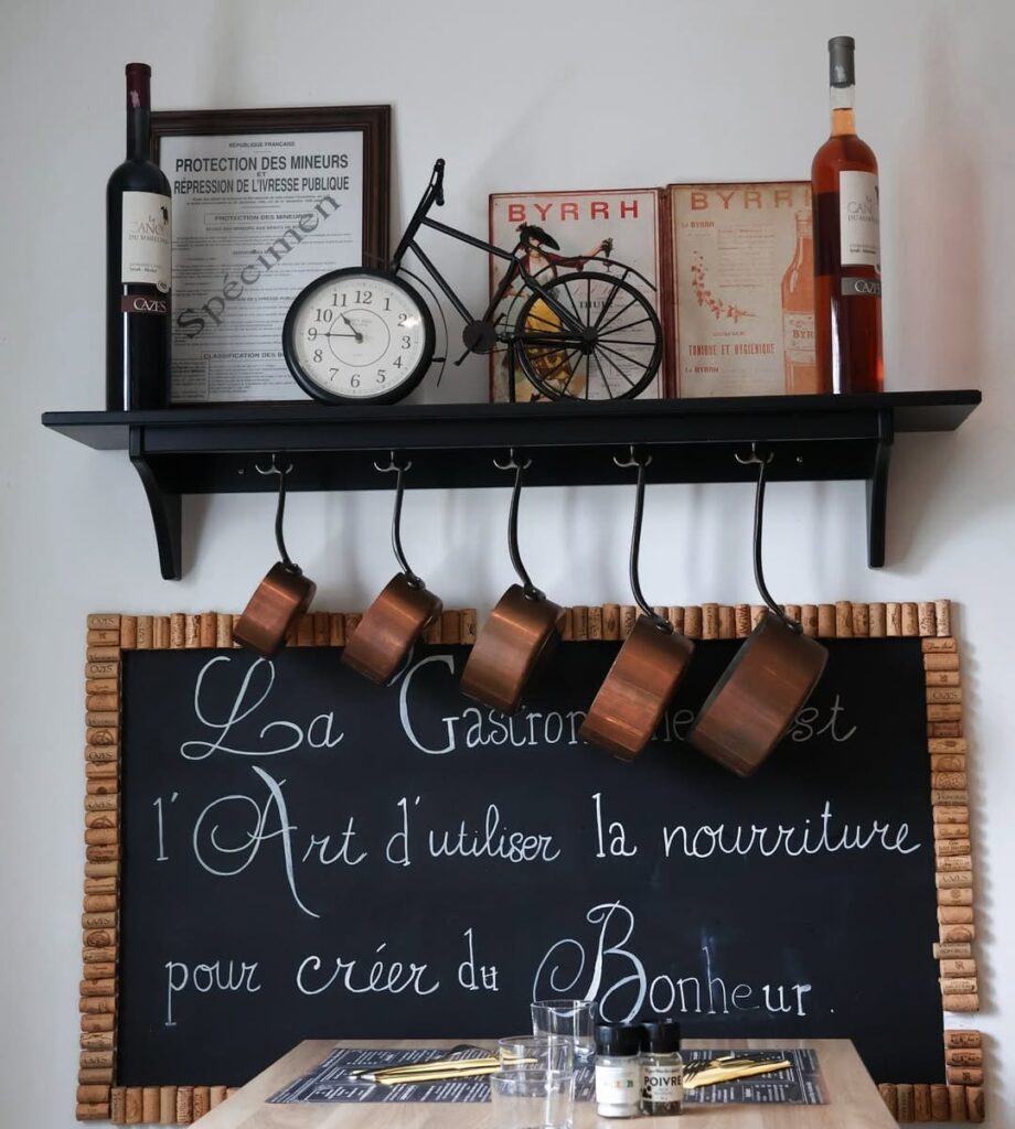 La décoration de La Brasserie du Village au Soler