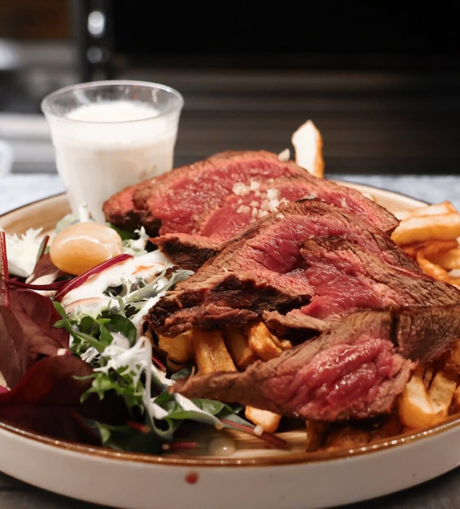 La viande de La Brasserie du Village au Soler