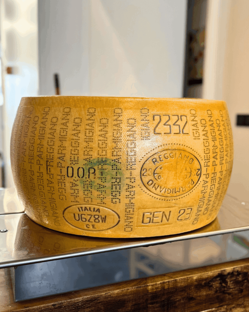 la meule de parmesan Casa santa maria
