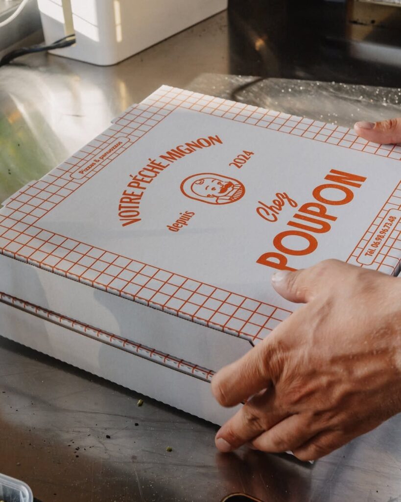 Carton de pizza d'un foodtruck de type cuisine italienne à Billère, près de Pau