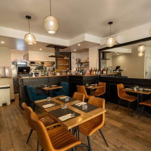 La salle de Côté Place à Leucate